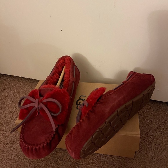 NIB UGG Dakota Double Bow Moccasin Slippers - Picture 4 of 4